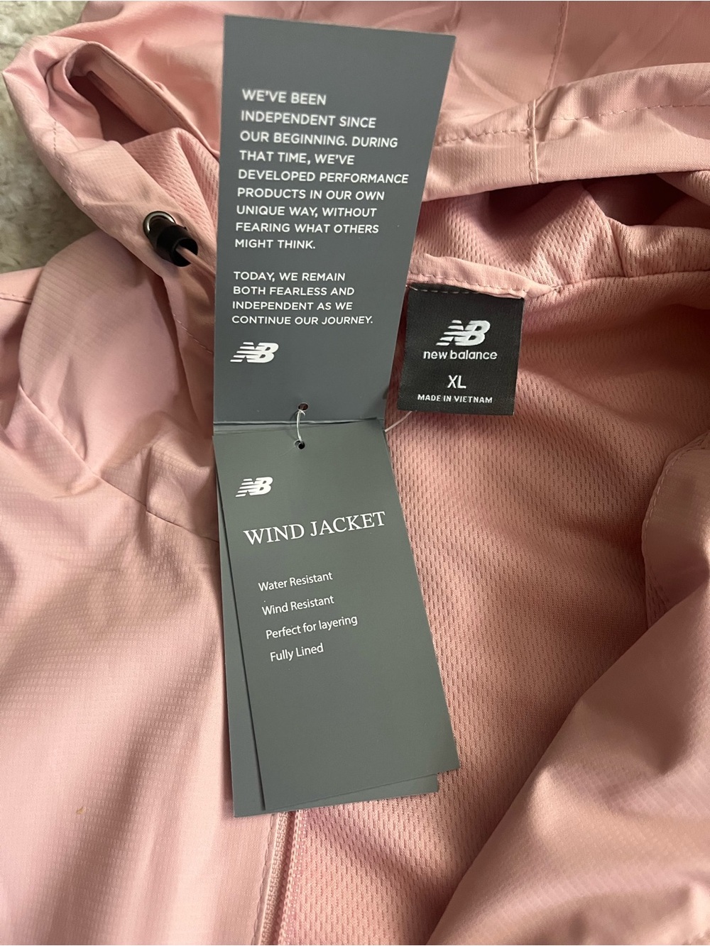 New Balance Hooded Wind and Rain Jacket in Dusty Pink - Picture 3 of 11